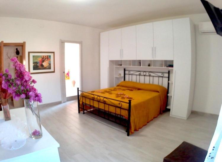 Bed and Breakfast Casa Andreana Uri Екстер'єр фото